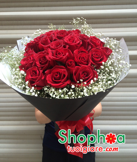 Bó hoa được trang trí đẹp mắt