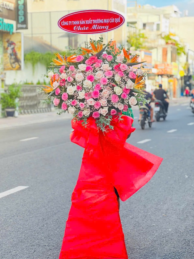 Giao hàng hoa tươi